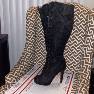 Torrid peep toe Sexy Lace Up Heeled Mesh Black Boots size